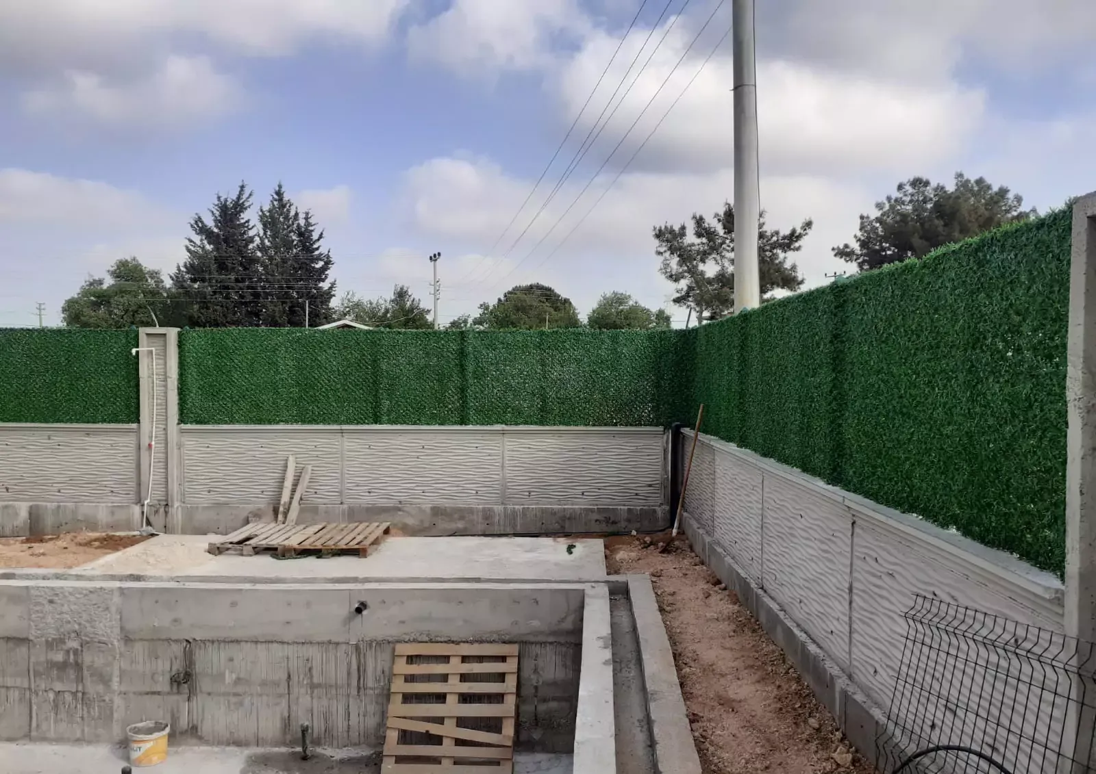 Duvar Üstü Çit Montajı