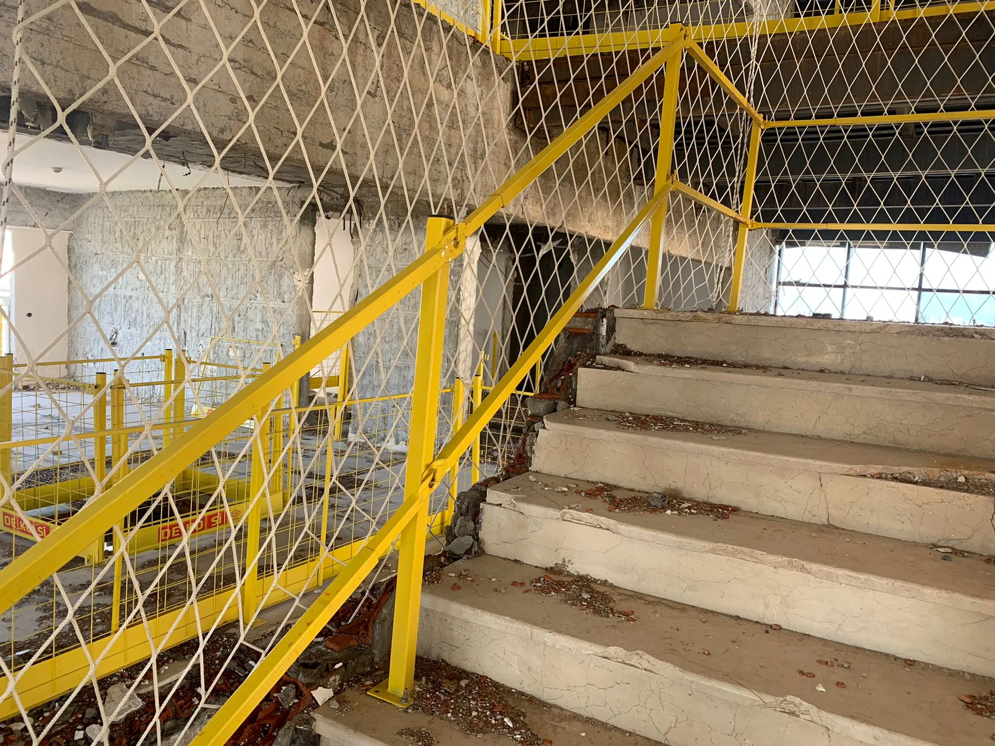 Otopark Güvenlik Korkulukları İmalatı