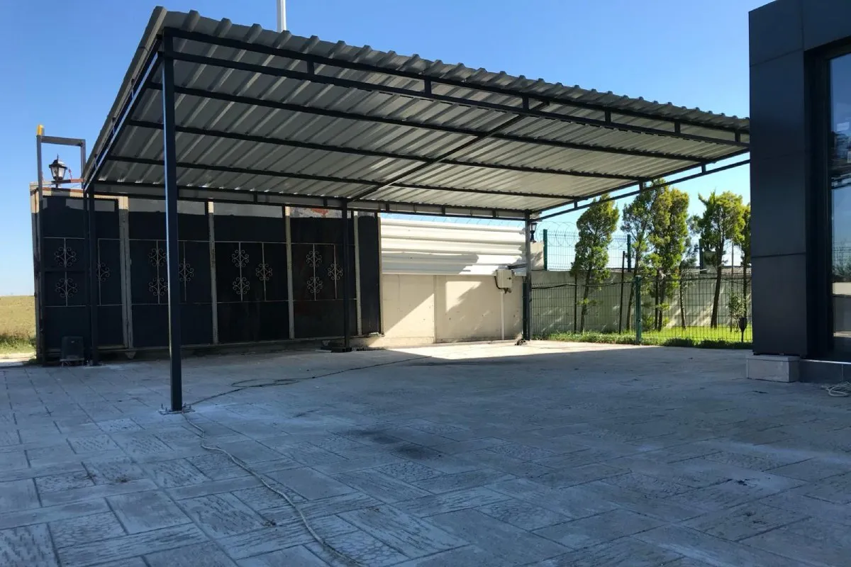 Otopark Sundurma ve Çelik Çatı Yapımı